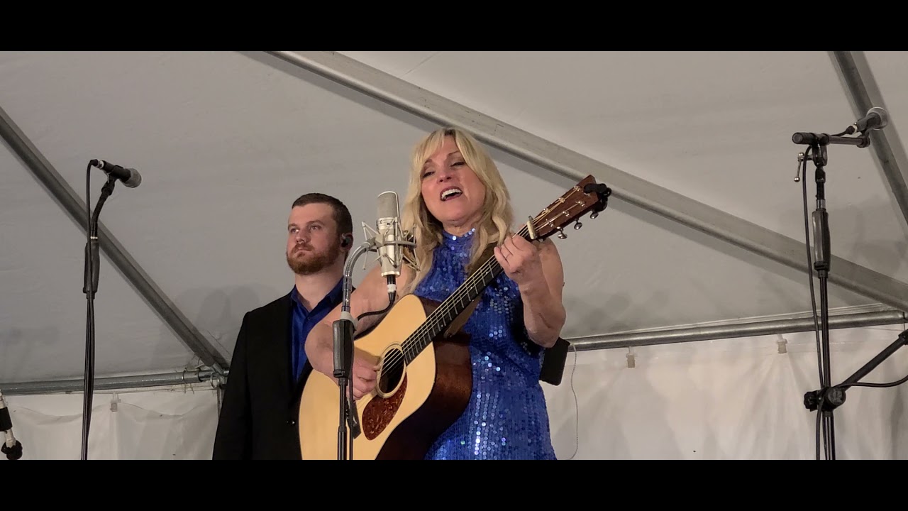 There's A Record Book / Rhonda Vincent and The Rage YouTube