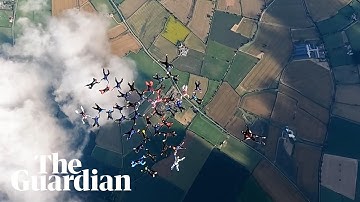 Skydivers complete largest ever sequential formation dive in new British record
