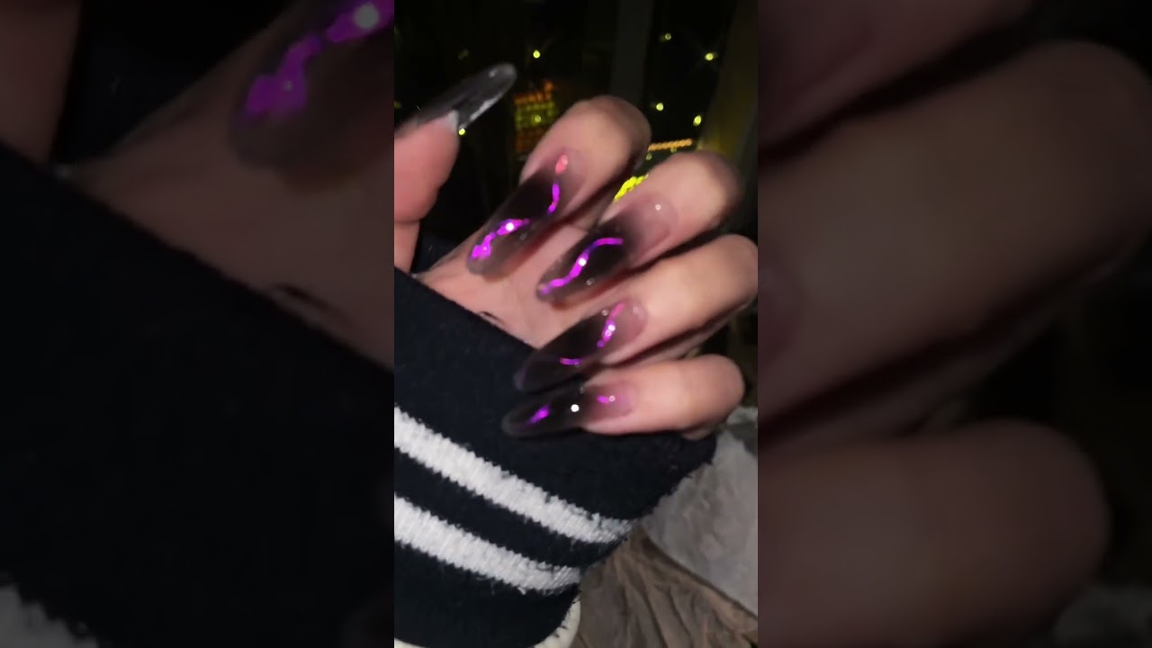 Cool black aurora nails for the gyaru girl 🔥