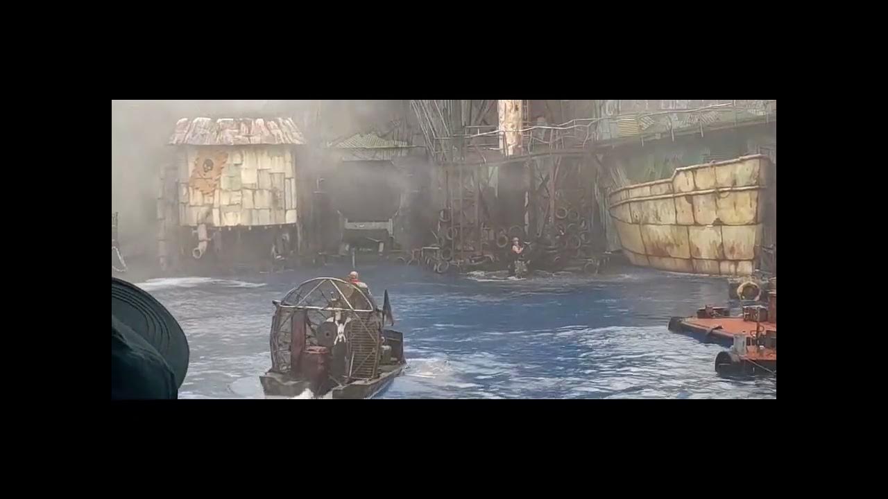WATERWORLD ACTION SCENE LIVE SHOW UNIVERSAL STUDIO SINGAPOREMUDZ