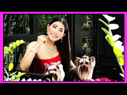 Видео: Самая одетая принцесса Таиланда
