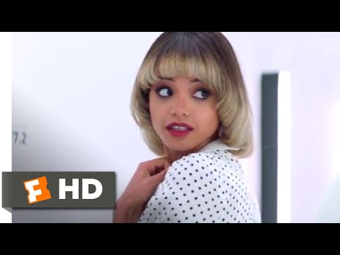 charlie's-angels-(2019)---flirting-and-spying-scene-(2/10)-|-movieclips