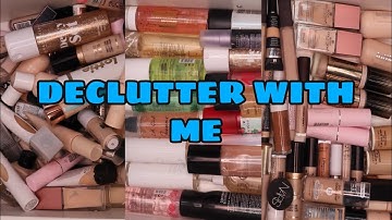 DECLUTTER WITH ME!! CONCEALERS, FOUNDATIONS, PRIMERS + SETTING SPRAYS!! 🦄💙