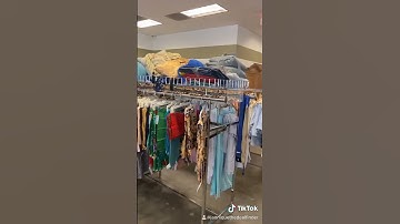 #declutter #thriftingqueen #donate #organize #MomsofFOK #over30onFOK