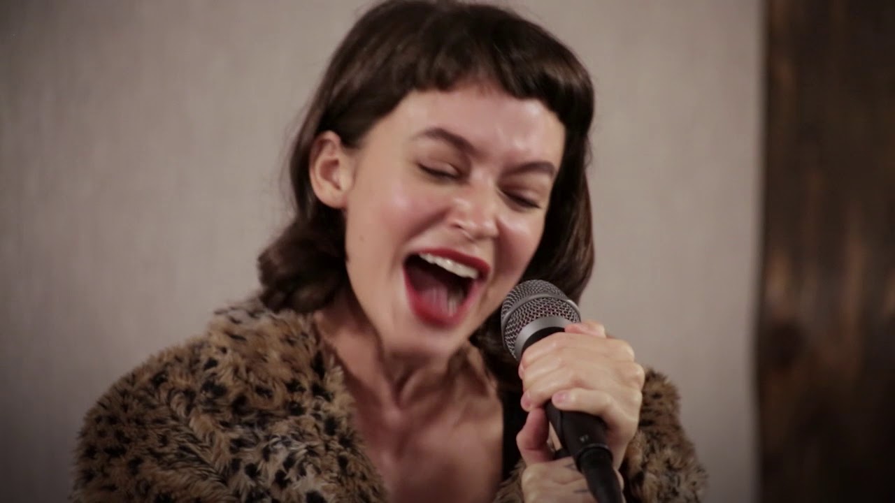 Meg Myers - Numb - 10/1/2018 - Paste Studios - New York, NY - YouTube