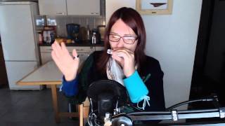 Love Me Tender acoustic (Norah Jones version) by Christelle Berthon. Played on a Dannecker in A chords