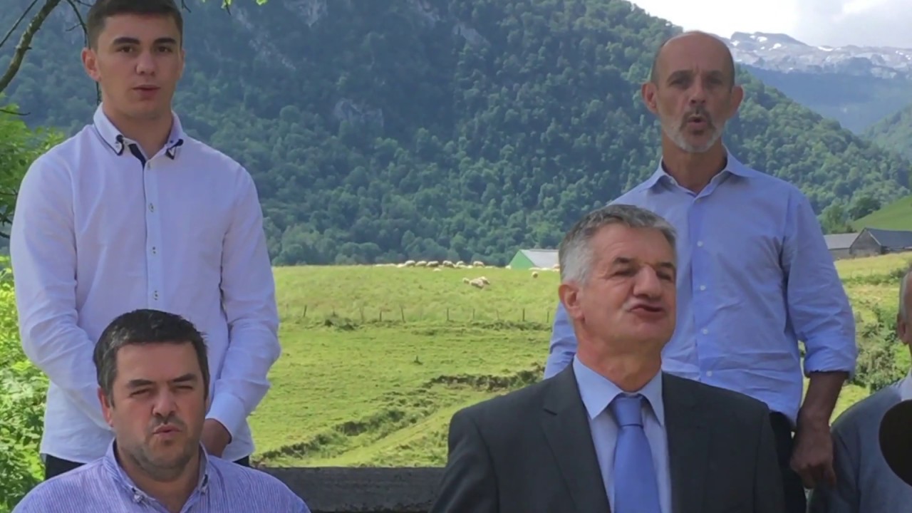 UN GRAND MERCI - Hommage au personnel hospitalier, par Jean LASSALLE, David OLAÏZOLA et Pots Canta