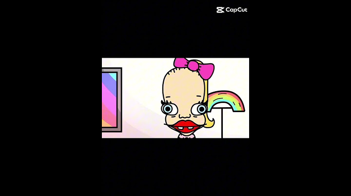 Jojo Siwa trying a new pink bow on her huge forhead🤣