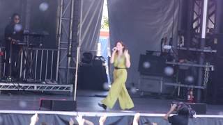 LORDE - TEAM [LIVE] 2017