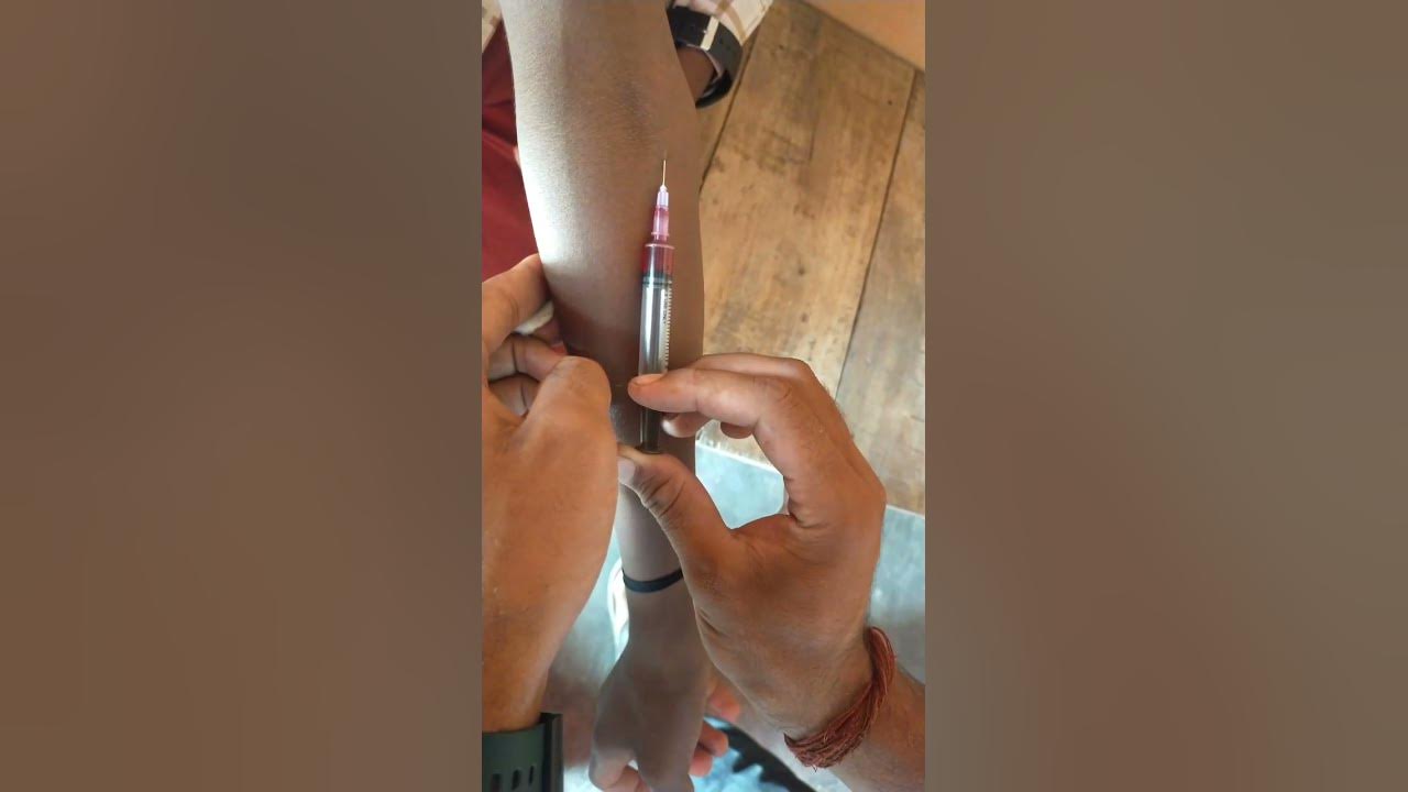 how-to-use-iv-injection-injection-kaise-lagate-hai-injection-technique