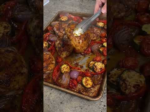 Daphne's Meal Prepのレシピ: ガーリックハーブチキンもも肉とローストベジタブル | 簡単ワンパンチキンディナーレシピ