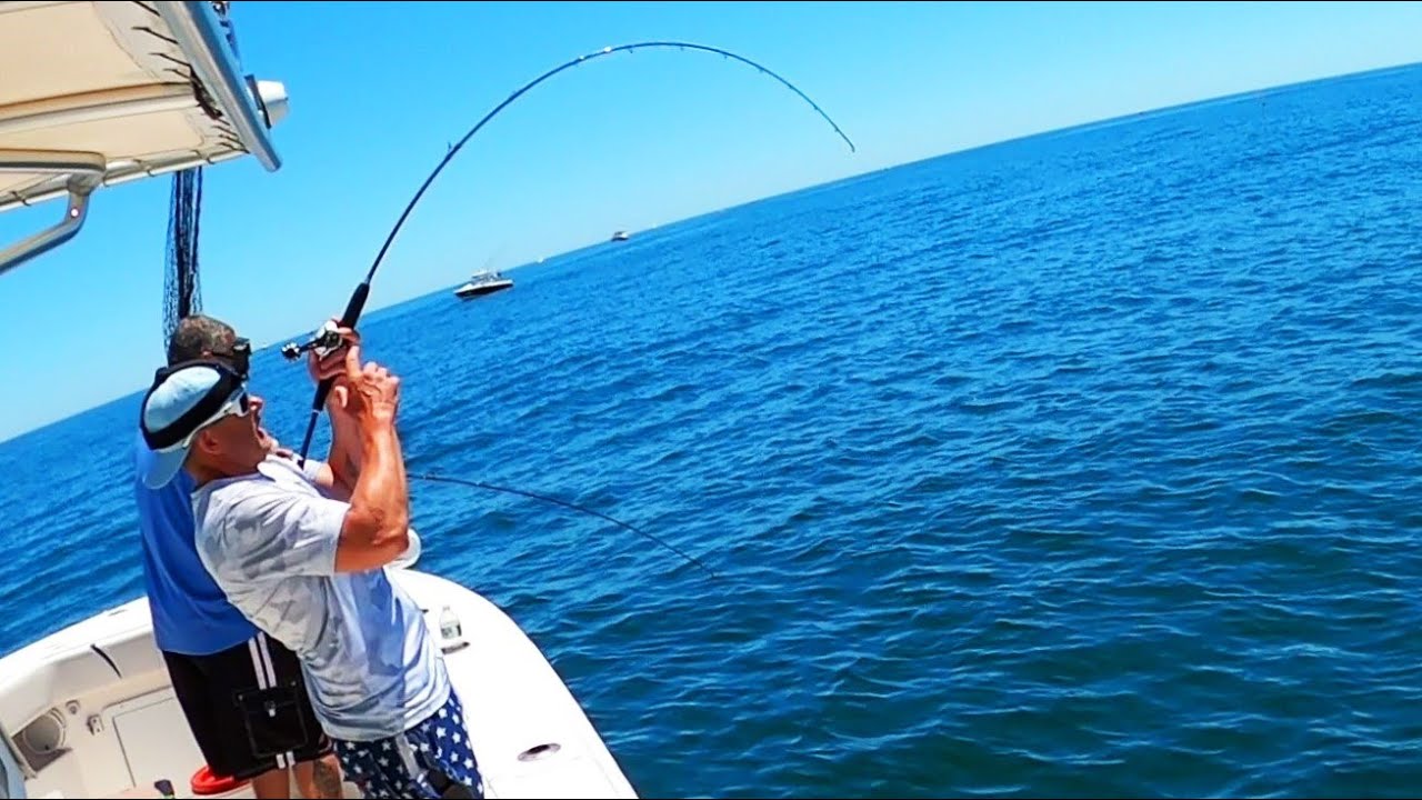 Red Hot Fluke (Flounder) Fishing + Personal Record! 