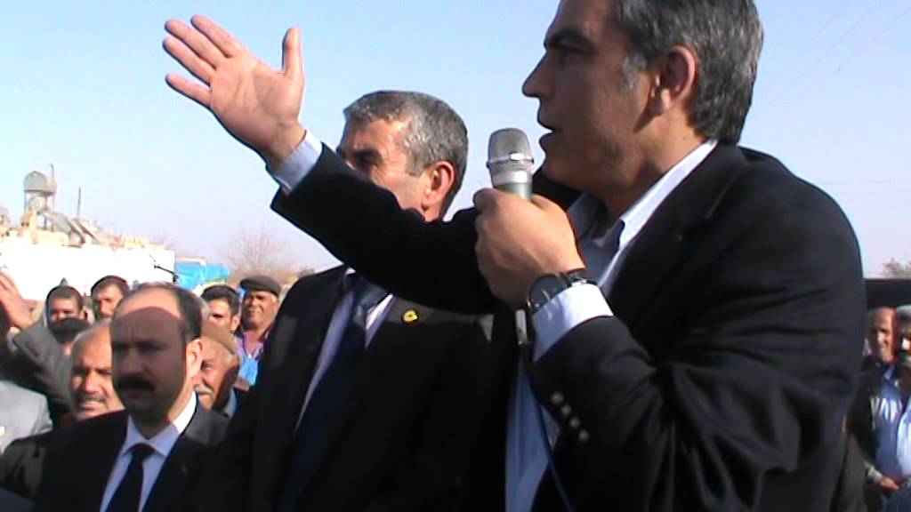 İBRAHİM AYHAN NÛXURT KÖYÜNDE