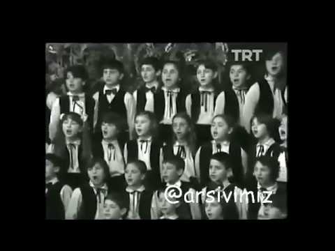 TRT Çocuk Korosu - İzmir Marşı