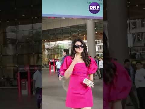 Urvashi Rautela flaunts her hot pink dress at the airport || DNP ENTERTAINMENT