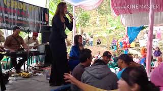 Istri setia Skil kendang mantul|| Dian grup ( satria  mandala Fm..)