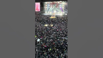 Thumbnail of Let Me Entertain You | Robbie Williams Night 2 Arsanal Stadium