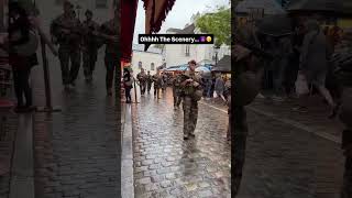 When you go to Paris to Enjoy the scenery 🤭😆✈️😍 My reaction was too funny when I saw them lol I