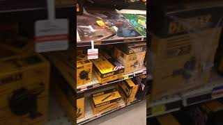 2 MINUTE VIDEOS- The Best Aisle in Fleet Farm-DeWalt Tool Aisle!