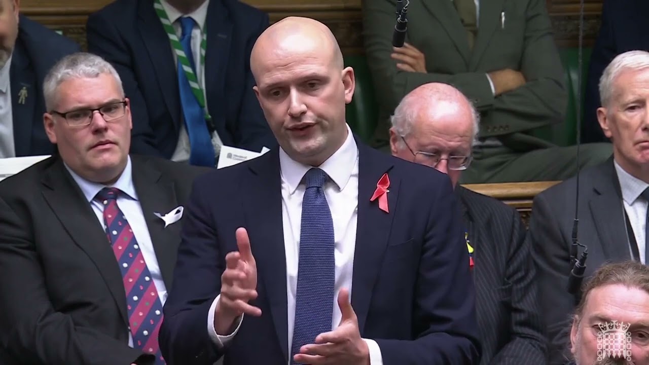 SNP Stephen Flynn MOCKS Keir Starmer about BBC anti-scam week! "Does the PM know of any scams?"