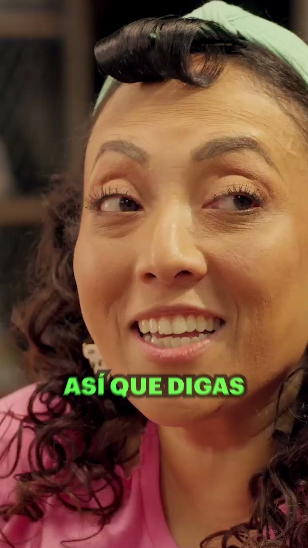 ¡Paco se deprime al ser llamarlo viejo! #40y20 #burrovanrankin #michellerodriguez #viral