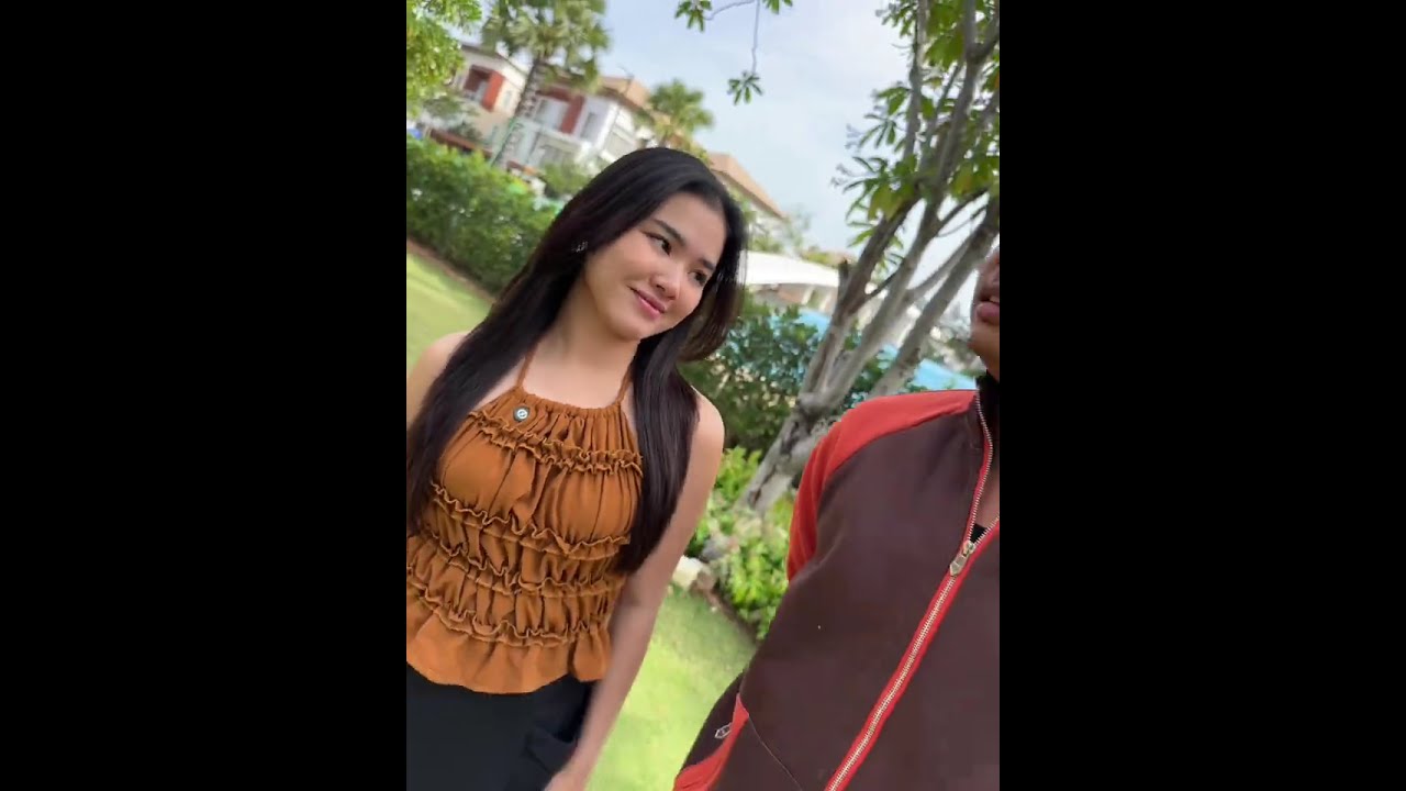 ដូចខ្វះអីលេងចឹង…! 🫣