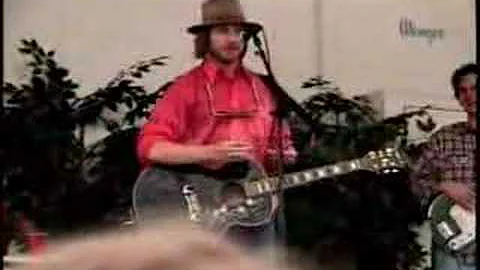 Todd Snider - "Don't It Make You Wanna Dance" (7/3/2005 - Des Moines, IA)