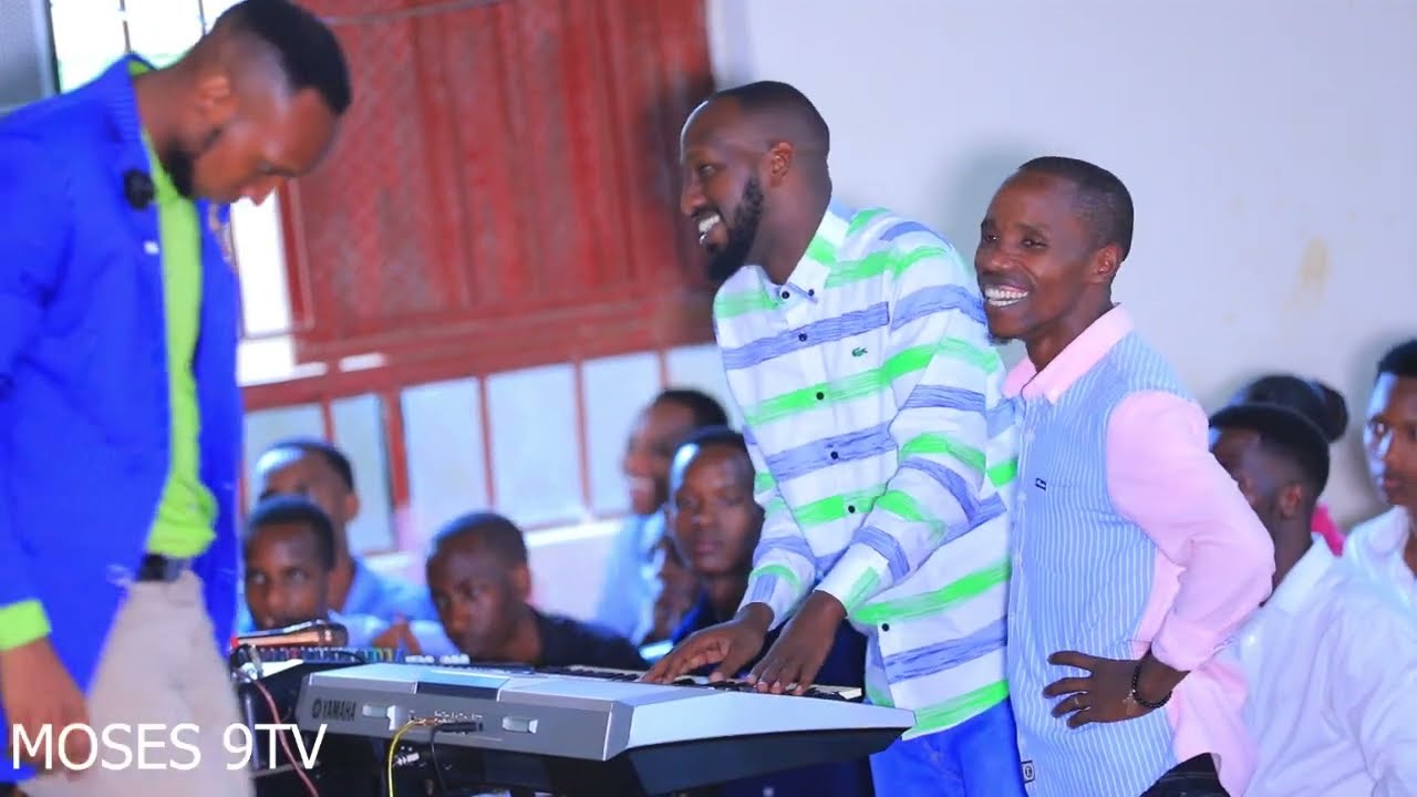 BEA & DAVID MUGISIRIMBA HAMWE NA AIRFORCE BASOZA UMUKUTANO UGANDA  MUMUKUNGA UDASAZWE