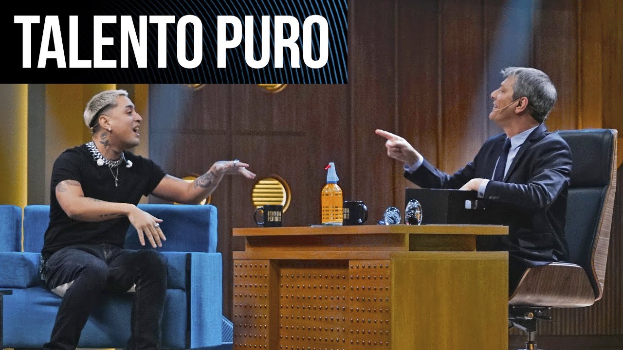 ¡TIAGO PZK PRENDIDO FUEGO! IMPECABLE IMPROVISACIÓN CON LOS OBJETOS QUE LE FUE MOSTRANDO PERGOLINI