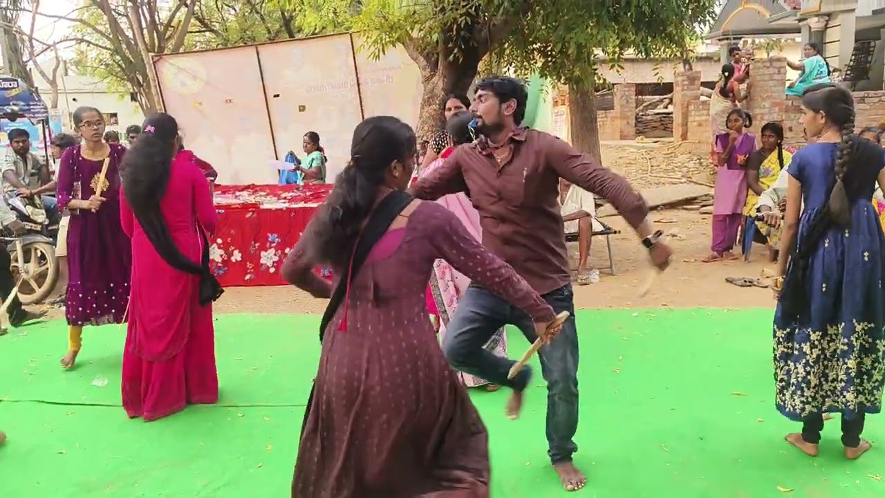 అశోక్ కోలాటం మైదుకూరు 9010051312 భూమయ్యగారిపల్లె బామ నీ చీర కట్టు అంటూ చూడండీ ఫ్రెండ్స్