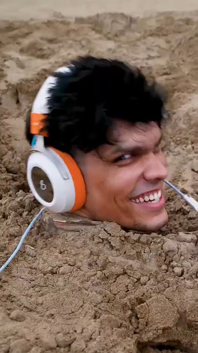 OMG Metal Detector Se Kya Mil Gaya @Mythpat @mythooo #mythpat #viralvideo #ytshorts