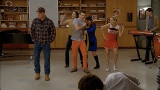 You Are the Sunshine of My Life - Glee Cast - Chris Colfer, Becca Tobin, Melissa Benoist