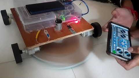 Floor cleaning Robot using Arduino