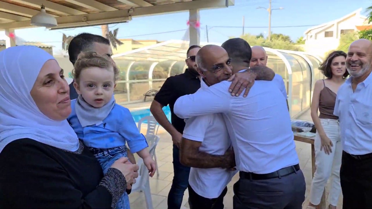 اسعد يوم للعيلة-خطبة مين؟🤔