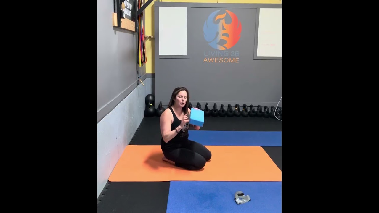 Hip Shift on the Floor 