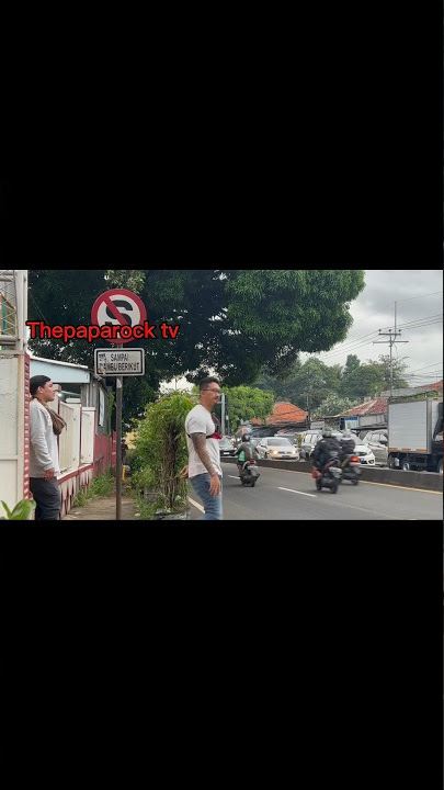 Lawan arah ngebut n rem nya blong,nabrak helmi🙈