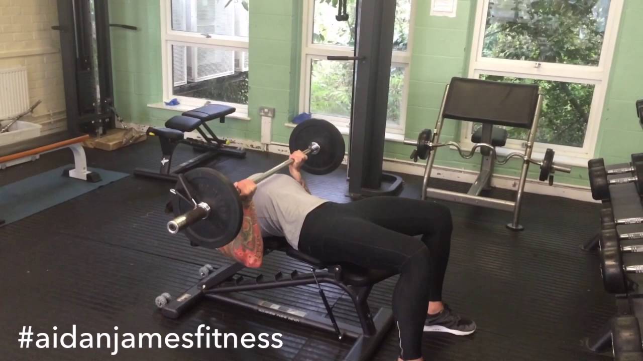 REVERSE GRIP BARBELL BENCH PRESS #aidanjamesfitness - YouTube