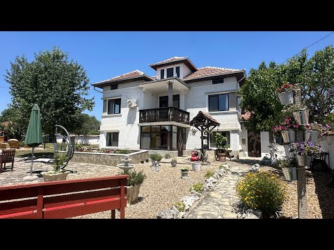 Property video tour thumbnail