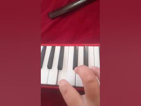 wednesday şarkısı ama piyano - YouTube