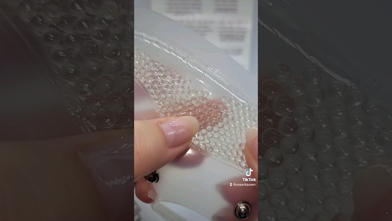 Charlotte Tilbury Cryo-Recovery Face Mask