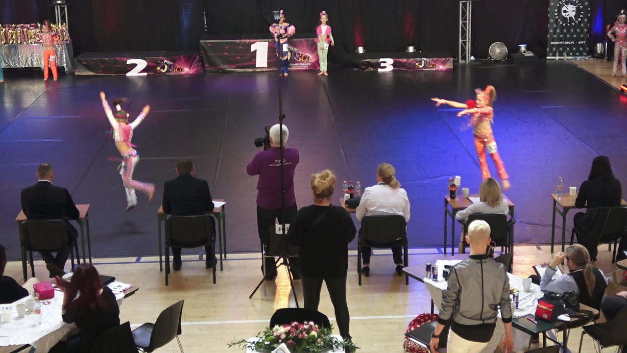 taniec sennik SZCZECIN KM IDO Andżelika 7 m, Nadia 3 m