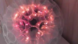 Диско шар из пластиковых стаканчиков и гирлянды