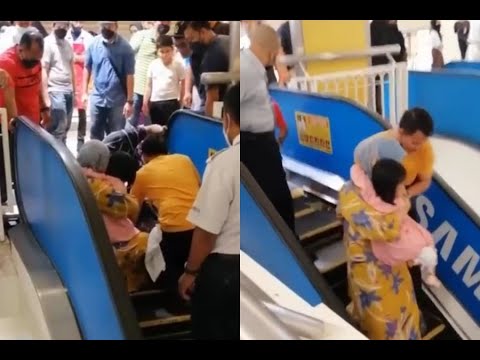 商场手扶梯夹伤女童脚趾 丹DOSH下令停用手扶梯
