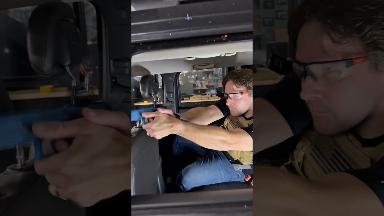 Достаточно реалистично, чтобы напрячься? Связанный, с завязанными глазами и без оружия?