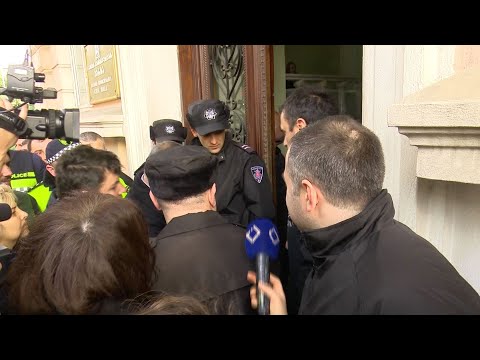 ხმაური და დაპირისპირება ბათუმის საკრებულოსთან