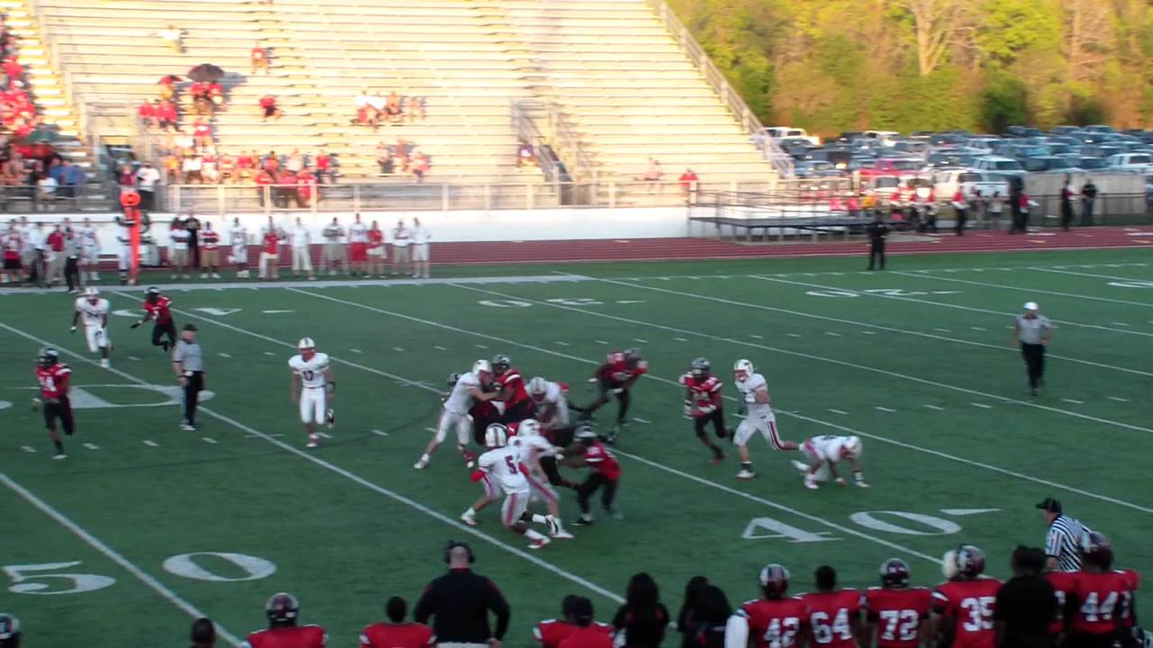 Strong Power Run Against Tomball DB's Kriegan