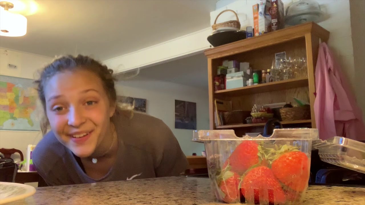 cooking egg - YouTube