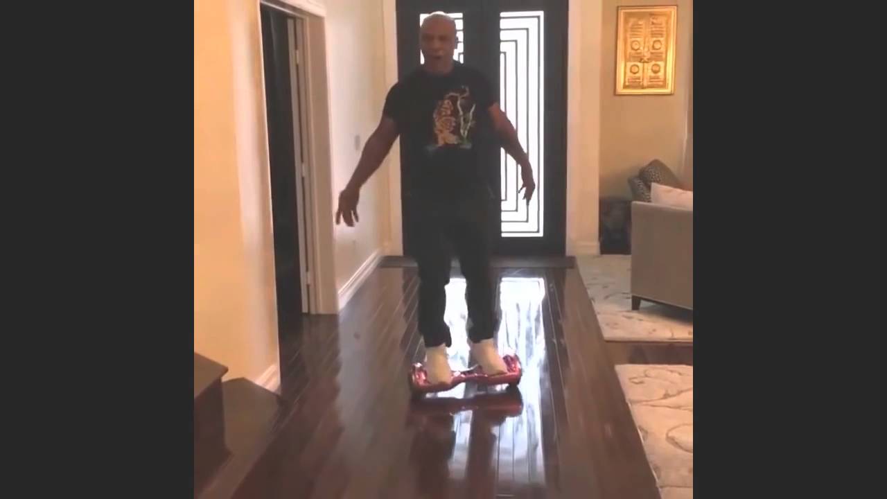 Mike Tyson Fall Off Hoverboard Knockout KO Funny Epic Fail Caída Caiu de Hoverboard