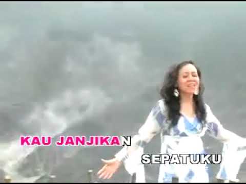 Dingin by Ratih Purwasih