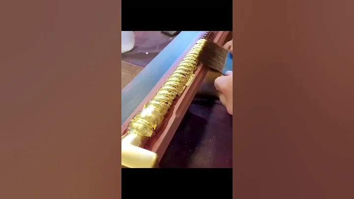 The process of attaching gold leaf crafts #gold #gilding #goldleaf #homedecor #diy #wedding #saree